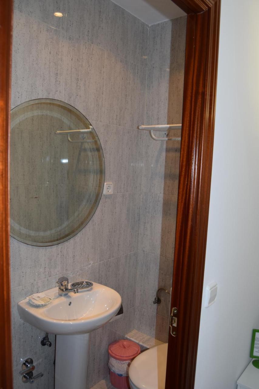 Hostal Rofer Μαδρίτη Εξωτερικό φωτογραφία