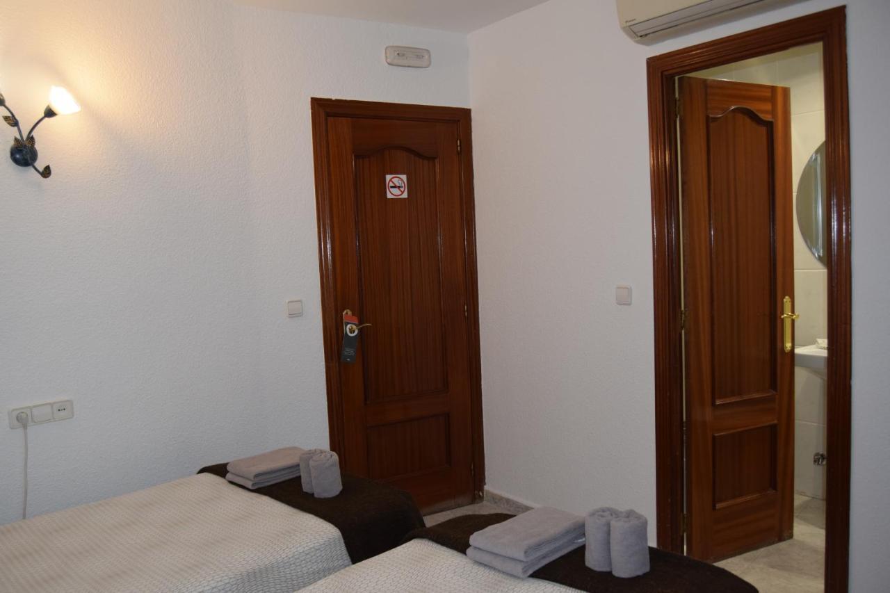 Hostal Rofer Μαδρίτη Εξωτερικό φωτογραφία