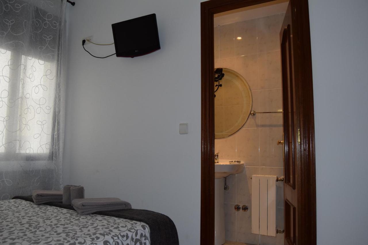 Hostal Rofer Μαδρίτη Εξωτερικό φωτογραφία