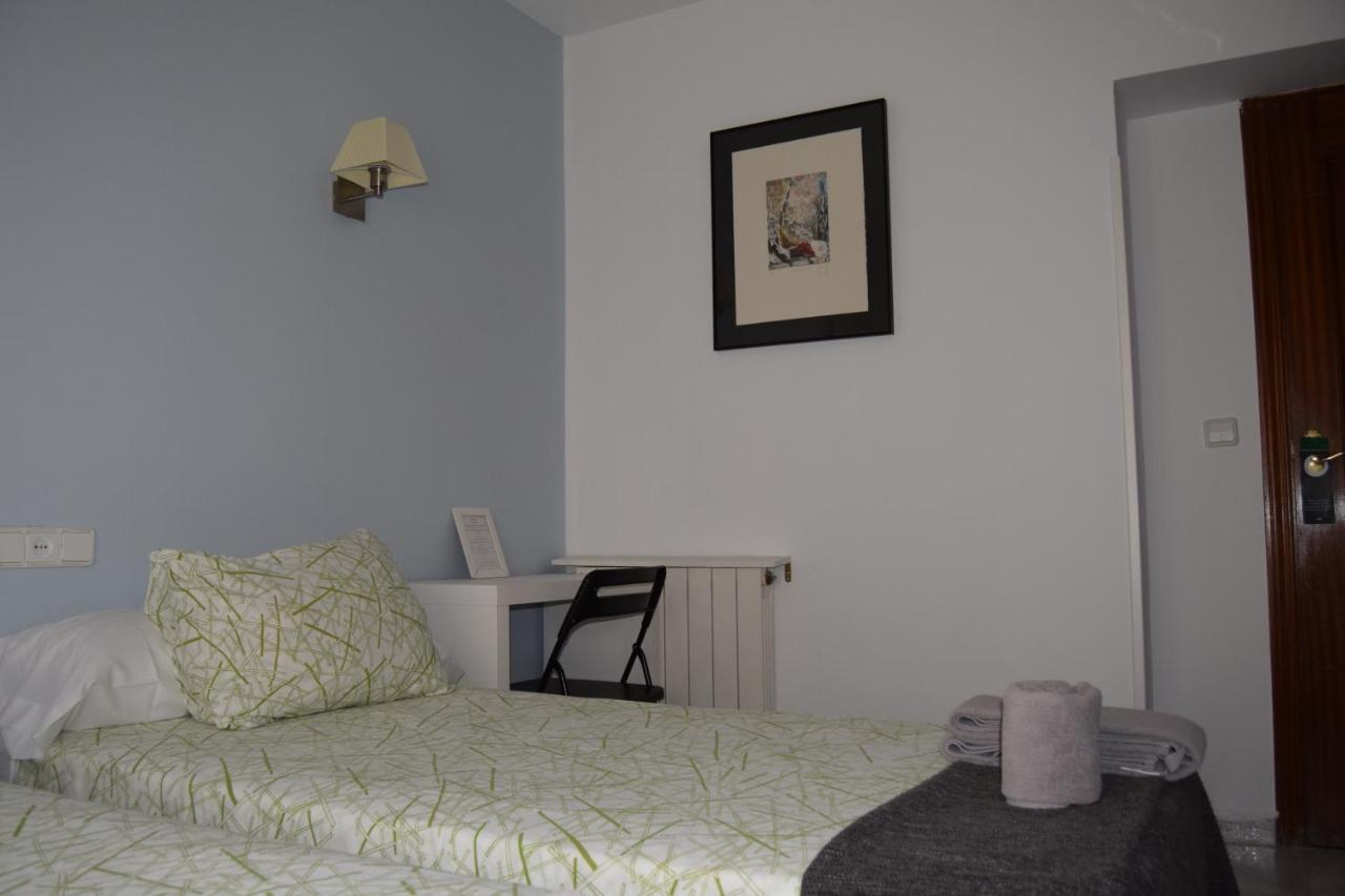 Hostal Rofer Μαδρίτη Εξωτερικό φωτογραφία