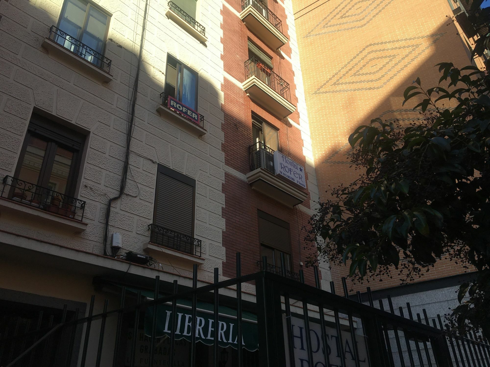 Hostal Rofer Μαδρίτη Εξωτερικό φωτογραφία