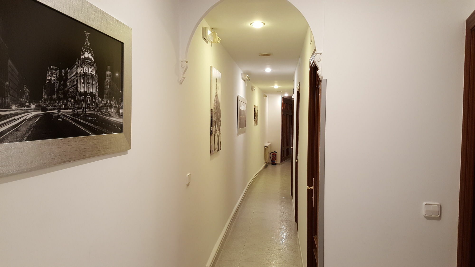 Hostal Rofer Μαδρίτη Εξωτερικό φωτογραφία