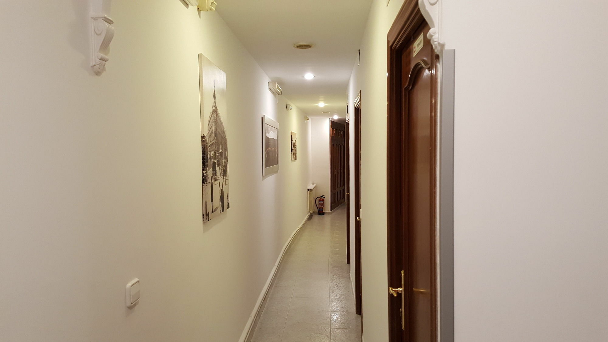 Hostal Rofer Μαδρίτη Εξωτερικό φωτογραφία